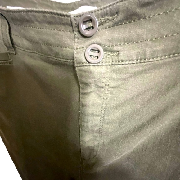 Loft Curvy High Rise Straight Leg Pants in Olive Green - Picture 8 of 10